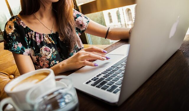 Istraživanje: Način na koji se koristi računar otkriva stepen stresa na poslu