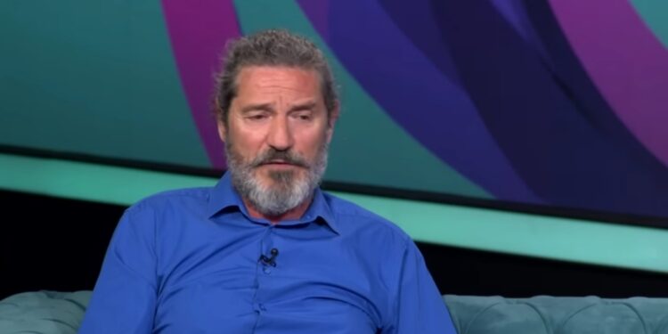 Čola otkrio za čime u životu žali, pa pomenuo duet sa Dinom Merlinom