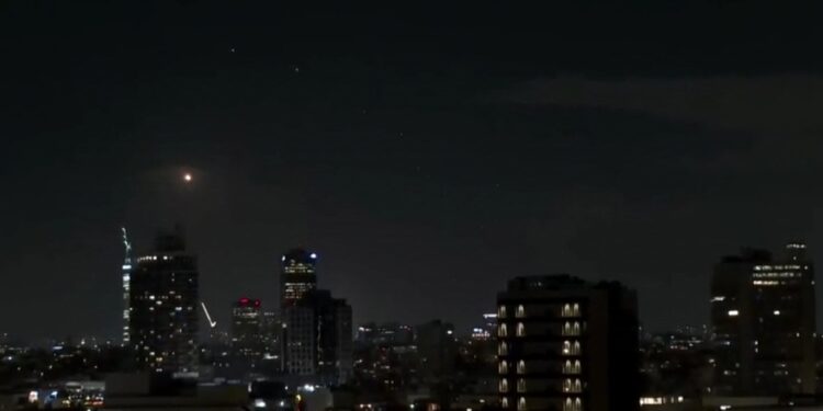 Kopnena invazija Izraela na Liban: Iran lansirao rakete ka Izraelu, biće velikih posledica