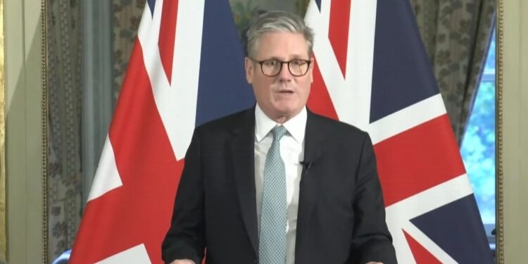 Britanski premijer vraća poklone u vrednosti od 6.000 funti posle polemike