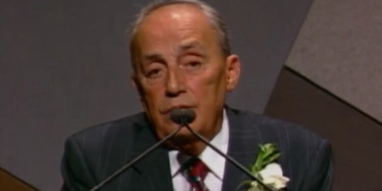 Povodom veka od rođenja legendarnog Aleksandra Nikolića u „Pioniru“ postavljena bista