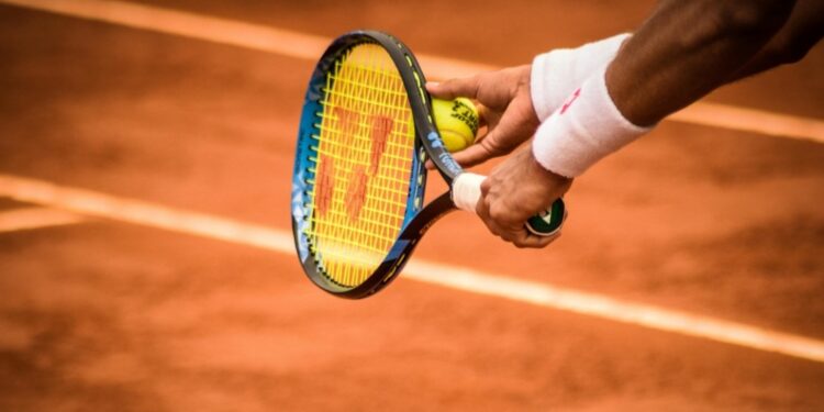 Senzacija u Parizu: Imber na pogon publike izbacio Alkaraza