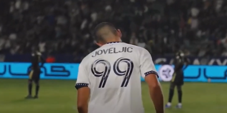 „Petarda“ LA Galaksija u režiji Dejana Joveljića (VIDEO)