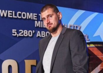 Nikola Jokić po drugi put je postao otac, jer je njegova supruga Natalija rodila sina, javljaju mediji u Sjedinjenim Američkim Državama.