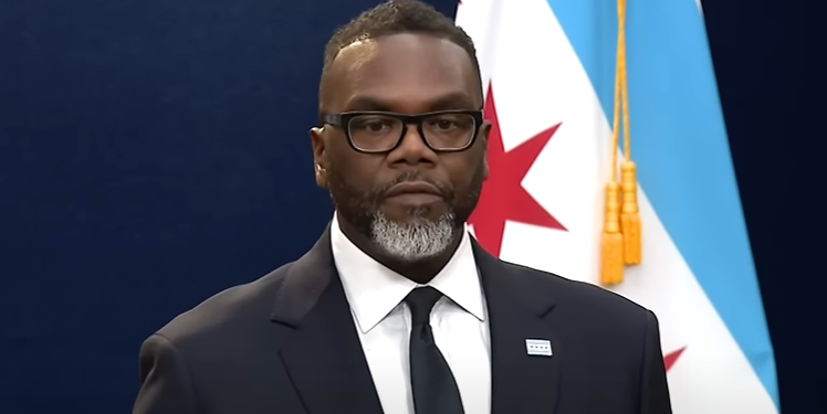 Gradonačelnik Čikaga povlači predlog o povećanju poreza na imovinu od $300 miliona