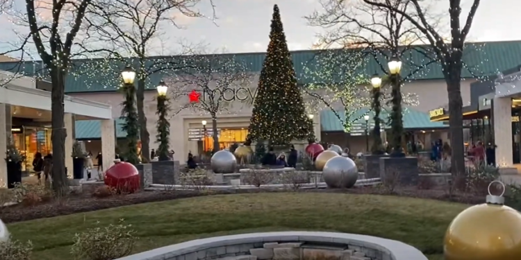 Praznični događaji stižu u Westfield Old Orchard Mall