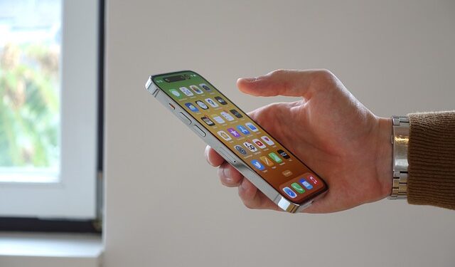 Stiže potpuno novi iPhone, ali sve zanima samo jedna stvar