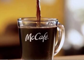 McDonald’s privremeno obustavlja prodaju espresso napitaka u SAD