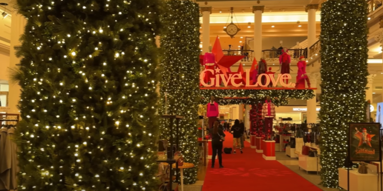 Čikago: Macy’s „Santaland“ donosi prazničnu čaroliju