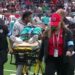 Šokantne scene u NFL-u, igrač nepomičan na terenu posle sudara kacigama