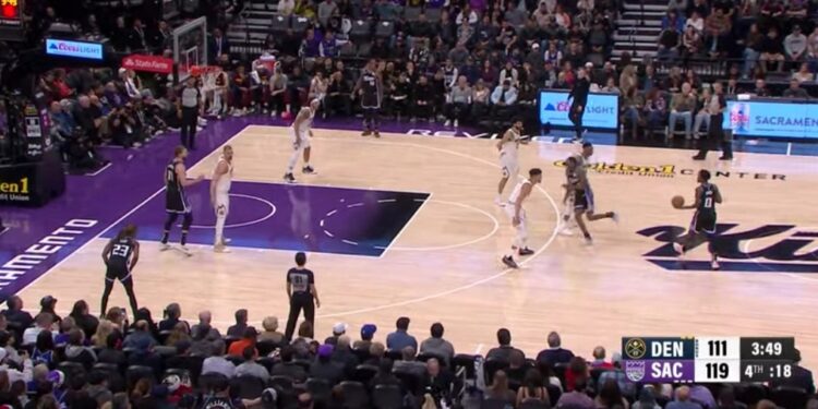 Denver preživeo gostovanje u Kaliforniji, tripl-dabl Jokića protiv Kingsa