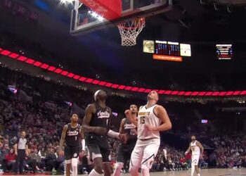 Jokić „vukao“ Denver, ali je Simons doneo Portlandu pobedu u poslednjoj sekundi