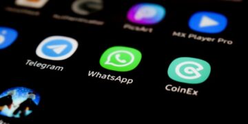 Imate iPhone? Možda ostajete bez WhatsApp-a, proverite ovde