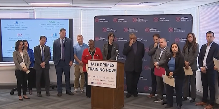 Građanske organizacije zahtevaju obuku za zločine iz mržnje za policiju u Ilinoisu