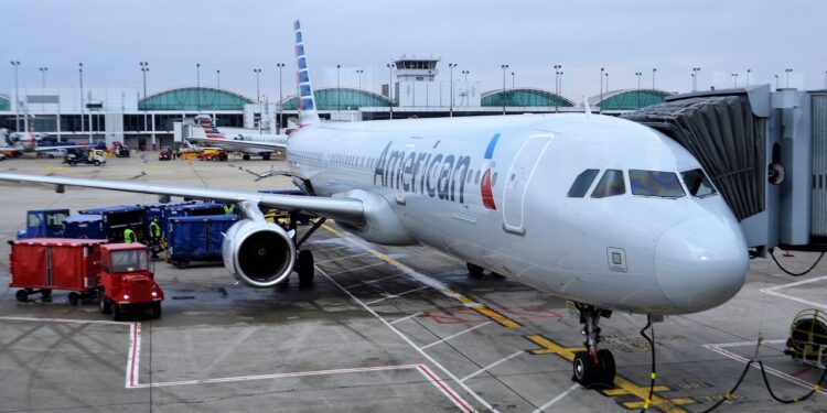 Tehnički problem zaustavio letove American Airlines-a na Badnji dan