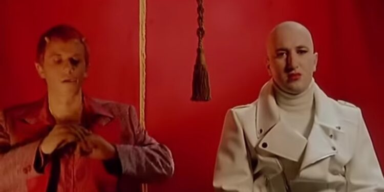 Otkrivena tajna filma „Mi nismo anđeli“: Ovaj poznati glumac je trebalo da tumači glavnu ulogu