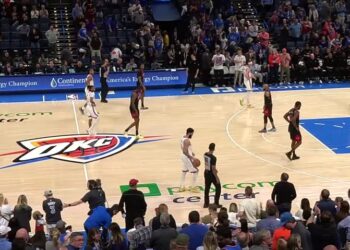 Oklahoma ubedljiva protiv Čikaga za desetu uzastopnu pobedu