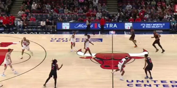 Čikago Bulsi prejaki za Rajakovića i Toronto