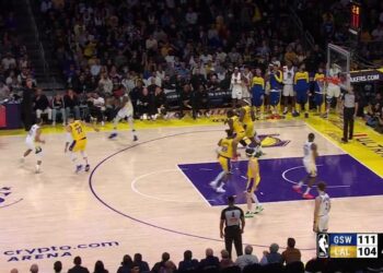 Voriorse niko ne želi da sretne u plej-ofu: Lejkersi se kasno uključili, loša partija Dončića