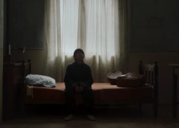 Ko je mali Džej iz serije „Nedelja“: Ulični prodavac ruža postao glumac preko noći!