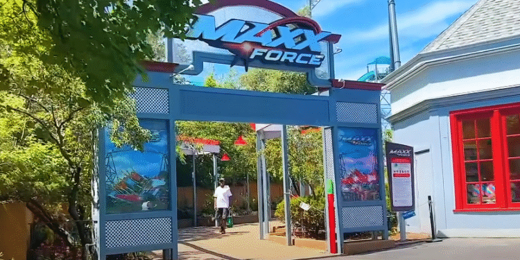 Six Flags Great America od sada potpuno bez duvanskog dima: Zabrana važi i za elektronske cigarete