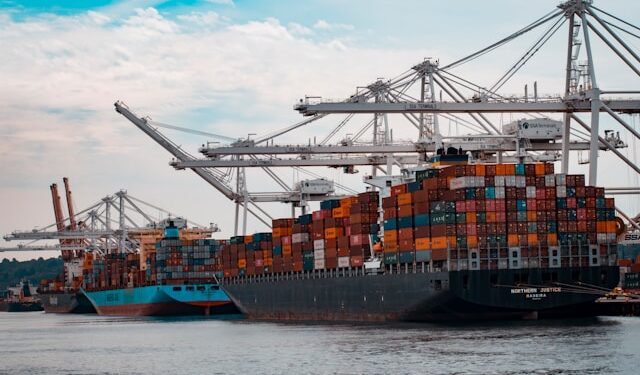 SAD tri puta više zavise od Kine nego Kina od SAD: Trgovinski disbalans u brojkama