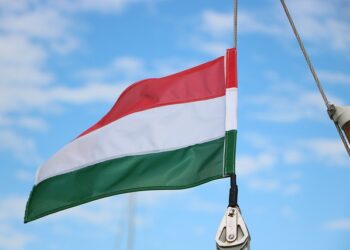 Orban najavljuje ekonomski sporazum sa SAD: Mađarska traži rešenje za američke carine