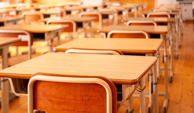 Nastavnici u Čikagu dobili novi ugovor bez štrajka: Veće plate i bolje uslove rada