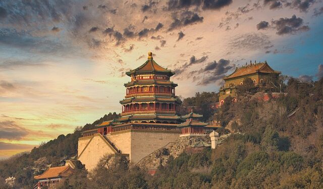 Kina drastično spušta limit za povraćaj poreza turistima: Evo šta se menja