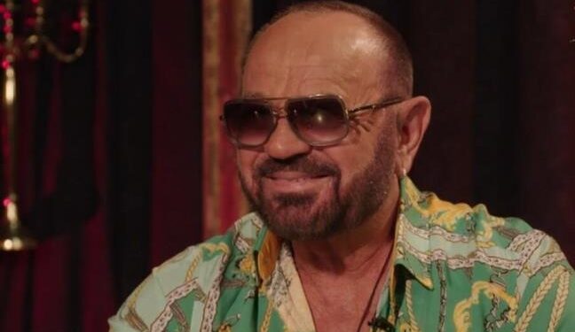 Mile Kitić otkrio koliko mu stiže mesečno: Prima tri penzije, a peva već 50 godina