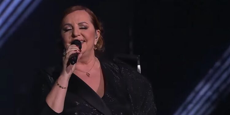 Nakon razvoda Ana Bekuta ostala bez prebijene pare! Ove kolege su joj pomogle