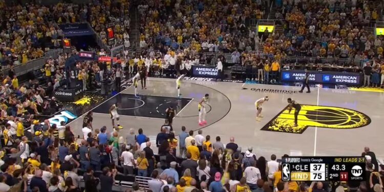 Indijana blizu finala Istoka: Pejsersi za poluvreme gurnuli Klivlend na ivicu provalije