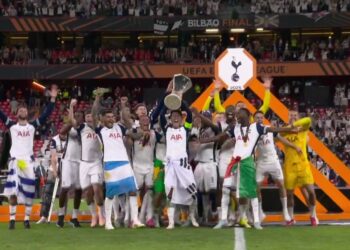 Junajted pobedio sam sebe i poklonio Totenhemu Ligu Evrope