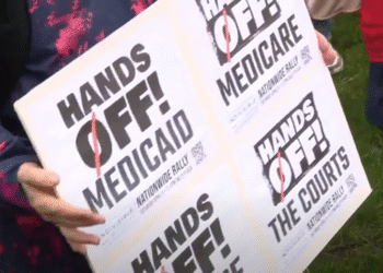 „Ruke dalje od socijalne pomoći!“ – Čikaški aktivisti digli glas protiv najavljenih rezova