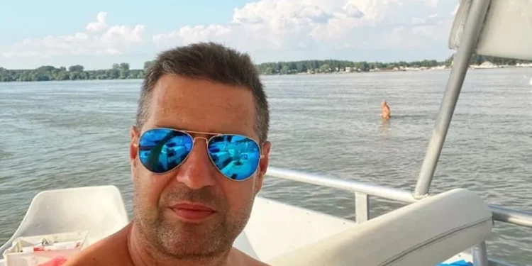 Nekad pevao po splavovima, danas taksira ćerke do njih: Ispovest Gorana iz OK benda otkriva pravu cenu slave