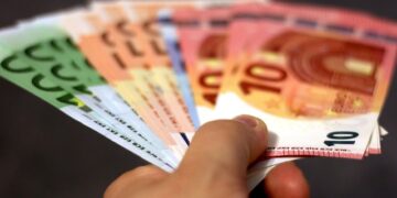 Evropske plate usporavaju: Da li nas očekuje snižavanje kamatnih stopa već u junu?