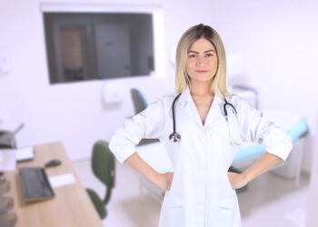 Ilinois ukida zdravstveno osiguranje za desetine hiljada imigranata – šta to znači za budućnost?