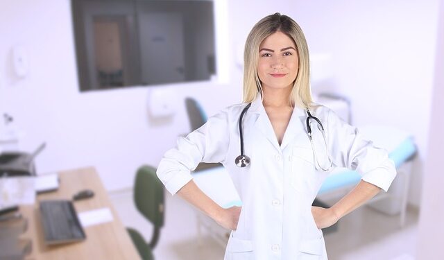 Ilinois ukida zdravstveno osiguranje za desetine hiljada imigranata – šta to znači za budućnost?