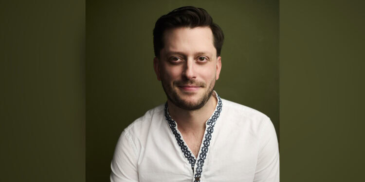 Đorđe Miloš, tenor, dirigent i čuvar tradicije ; Foto: Tony Moux