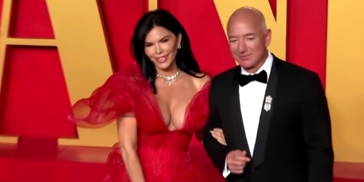 Detalji luksuznog venčanja Jeffa Bezosa: Venčanica od milion dolara, nastup Andree Bočelija…