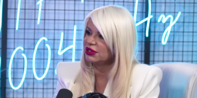 Ovaj veliki hit je bio namenjen Dari Bubamari, a danas ga peva članica žirija Zvezda Granda