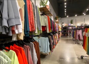 Fashion Outlets of Chicago