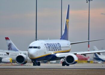 Haos u avionu može vas skupo koštati: Ryanair uvodi drakonske kazne za putnike!