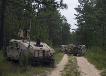 Napadnuta američka vojna baza (VIDEO)