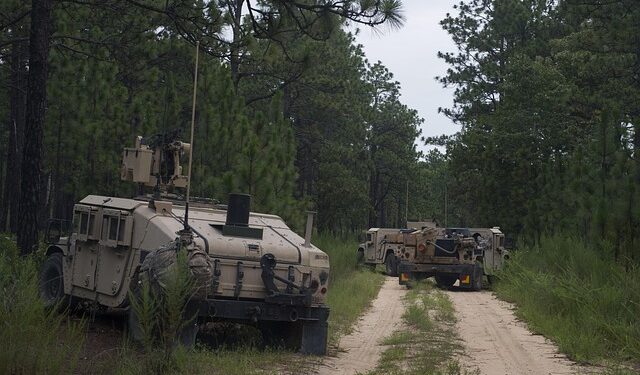 Napadnuta američka vojna baza (VIDEO)