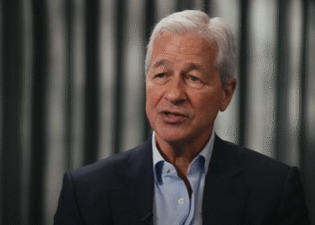 Jamie Dimon najavljuje finansijsku oluju: „Ameriku čeka dužnička kriza, inflacija je neizbežna“