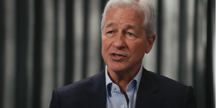 Jamie Dimon najavljuje finansijsku oluju: „Ameriku čeka dužnička kriza, inflacija je neizbežna“