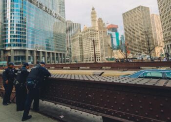 Novi policajci u Čikagu nisu dobili nijednu platu