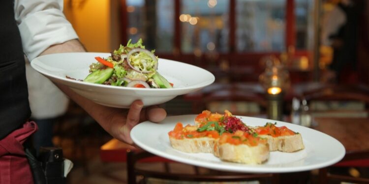 Pet restorana iz Čikaga uvršteno u Mišelinov vodič za 2025. godinu