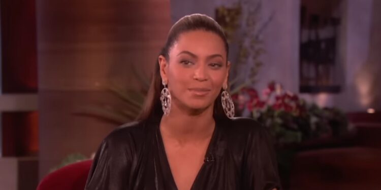 Trump traži krivičnu odgovornost za Beyonce: Tvrdi da je dobila $11 miliona od demokrata